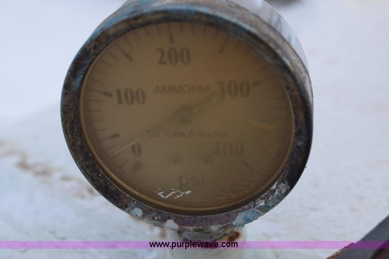 image for item E6041 Anhydrous ammonia nurse tank