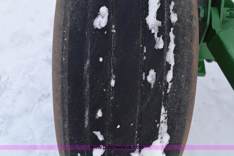 image for item E6041 Anhydrous ammonia nurse tank