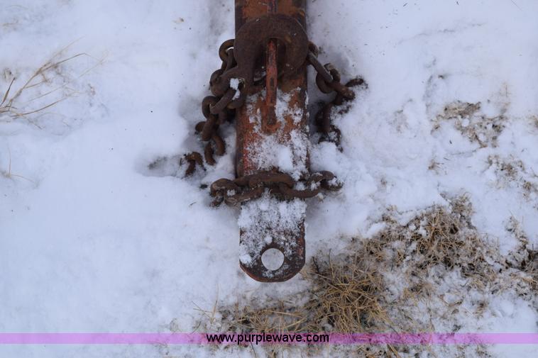 image for item E6043 Anhydrous ammonia nurse tank