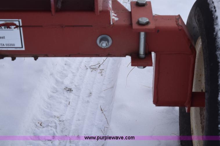 image for item E6043 Anhydrous ammonia nurse tank