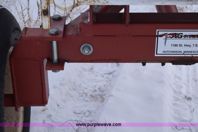 image for item E6043 Anhydrous ammonia nurse tank