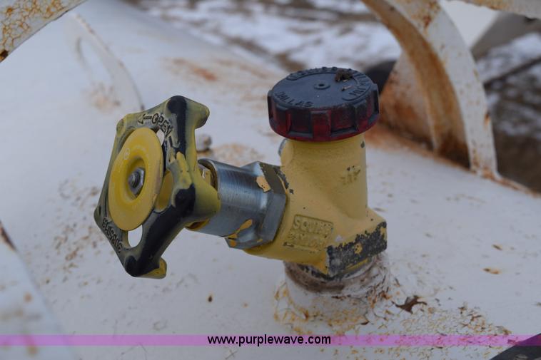 image for item E6045 Anhydrous nurse tank