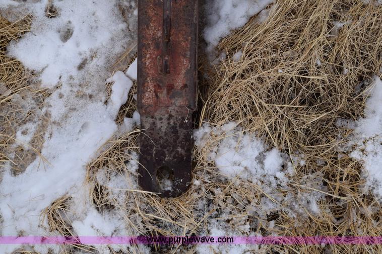 image for item E6047 Anhydrous ammonia nurse tank