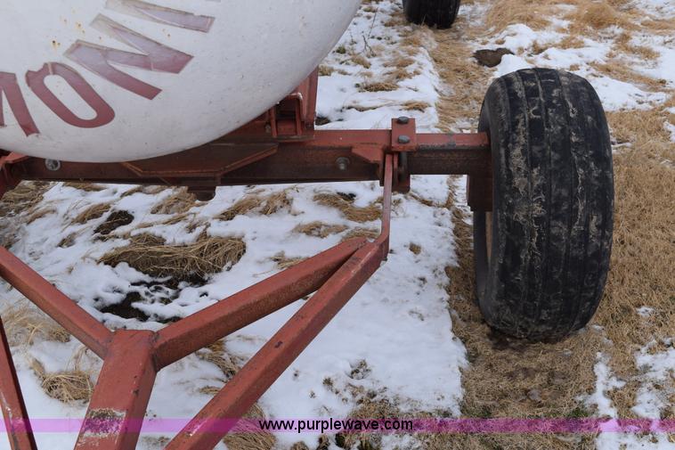 image for item E6047 Anhydrous ammonia nurse tank