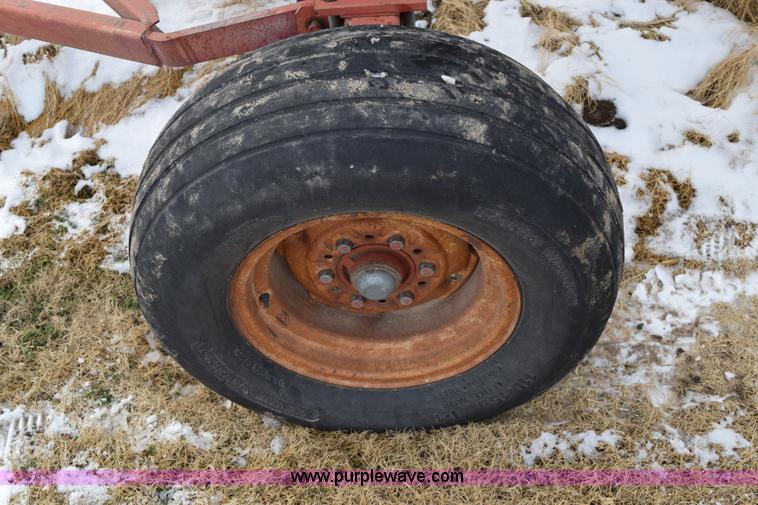 image for item E6047 Anhydrous ammonia nurse tank