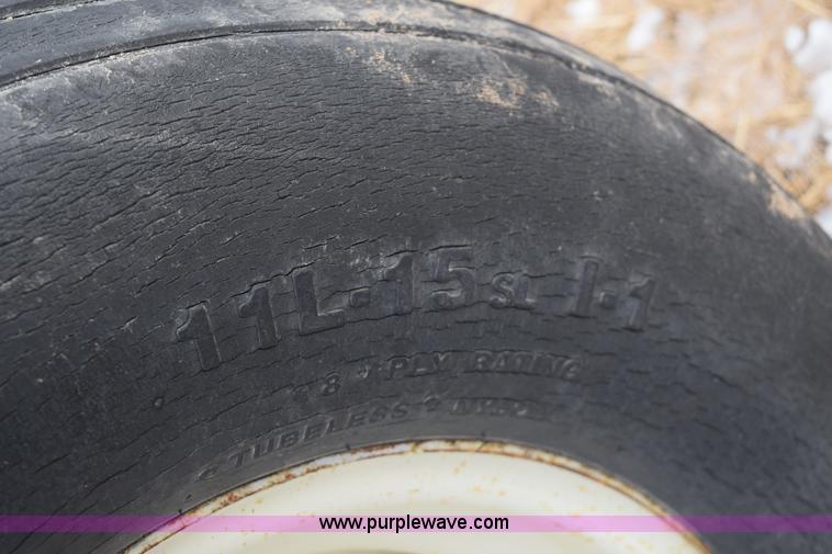 image for item E6047 Anhydrous ammonia nurse tank