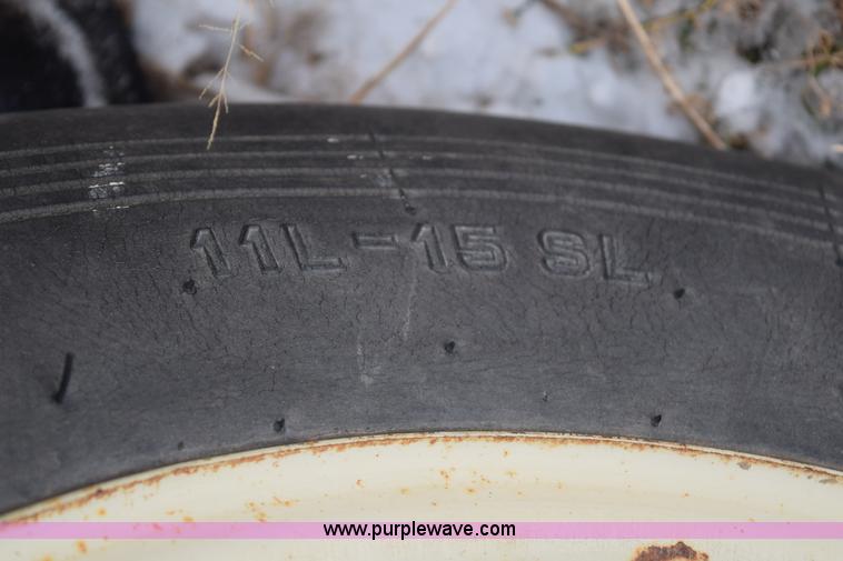 image for item E6048 Anhydrous ammonia nurse tank