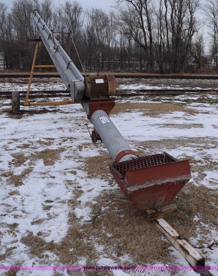 image for item E6050 Hutchinson grain auger