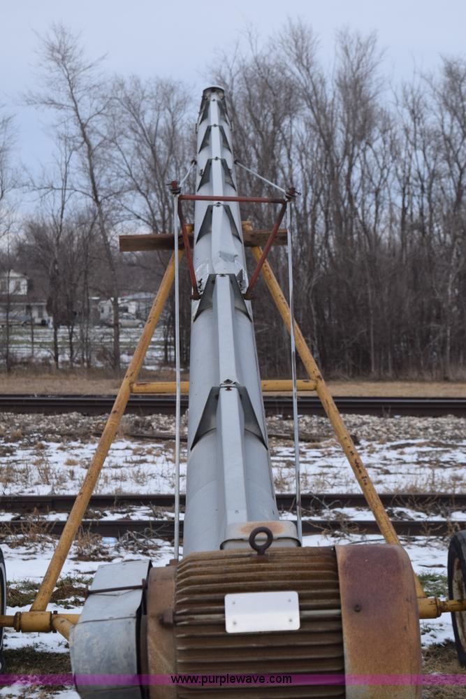 image for item E6050 Hutchinson grain auger