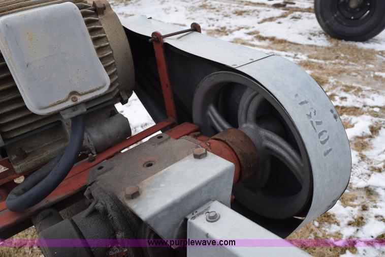 image for item E6050 Hutchinson grain auger