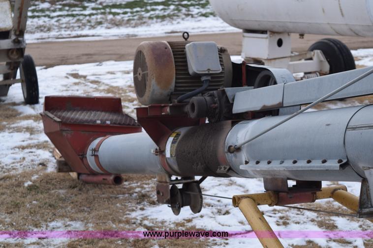 image for item E6050 Hutchinson grain auger