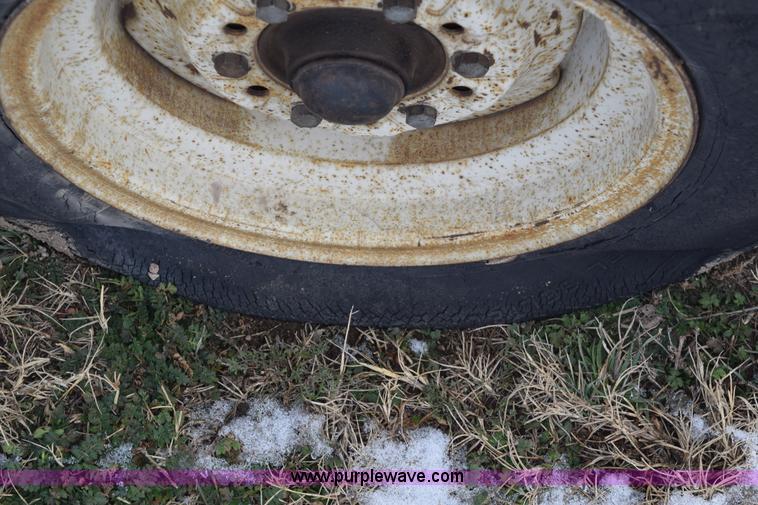 image for item E6050 Hutchinson grain auger