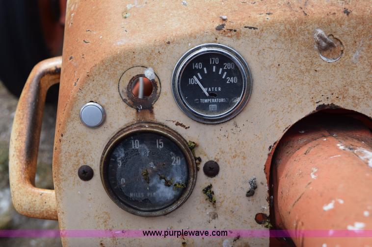 image for item E6074 1962 Case 940 tractor