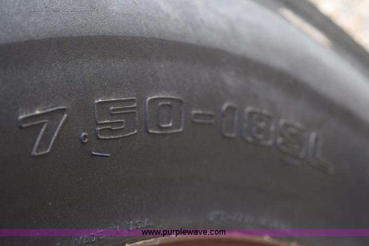 image for item E6074 1962 Case 940 tractor