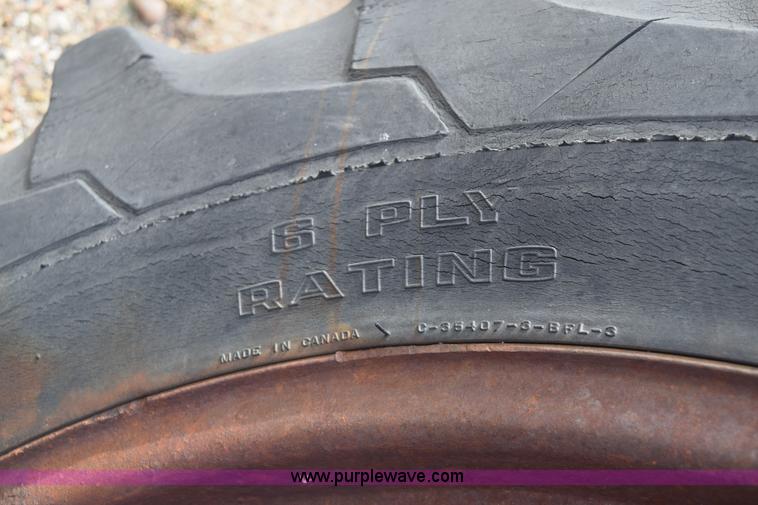 image for item E6074 1962 Case 940 tractor