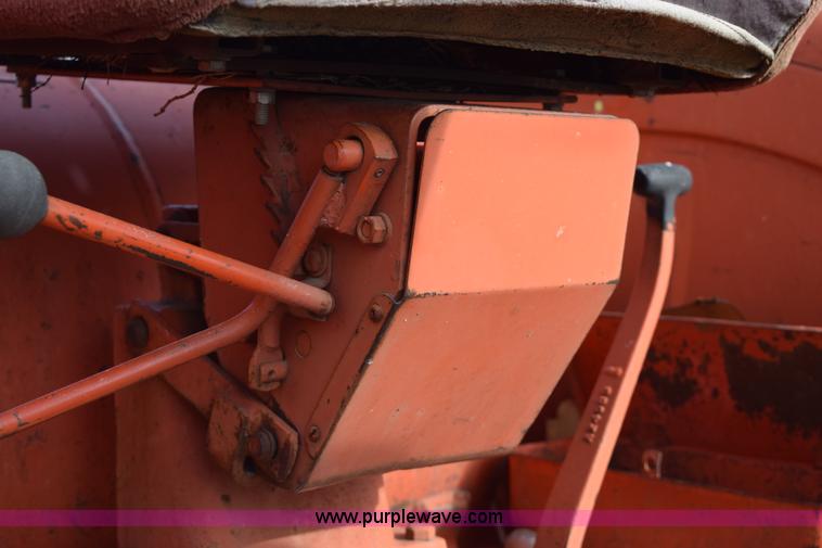 image for item E6074 1962 Case 940 tractor