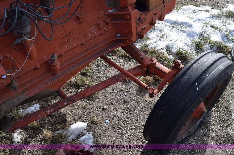 image for item E6074 1962 Case 940 tractor