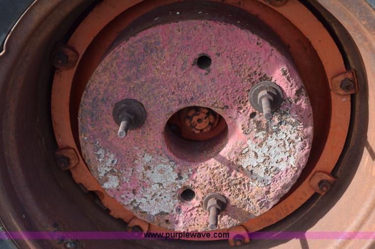 image for item E6074 1962 Case 940 tractor