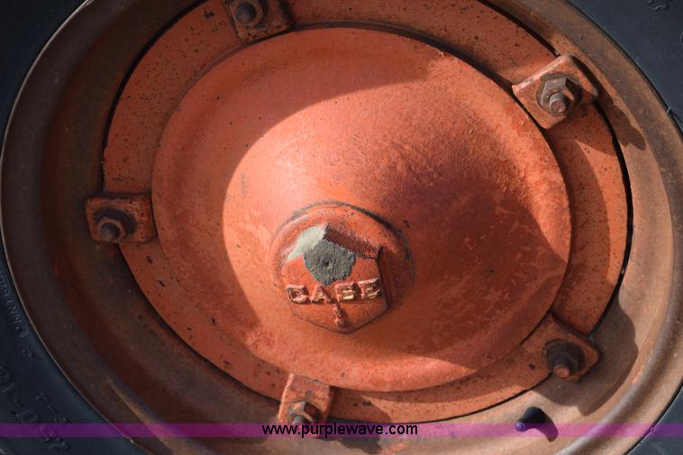 image for item E6074 1962 Case 940 tractor