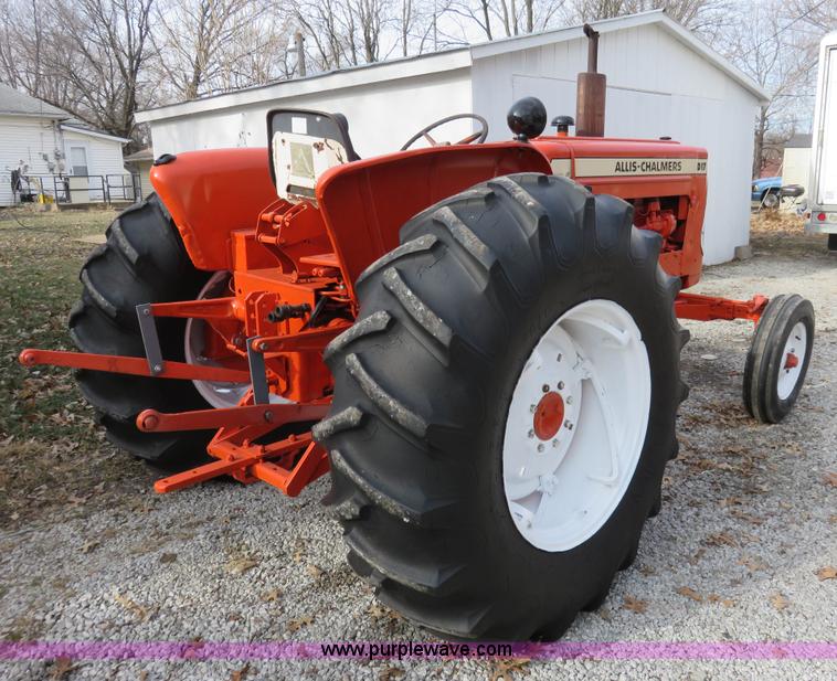 image for item I2292 1966 Allis Chalmers D17 Series 4 tractor