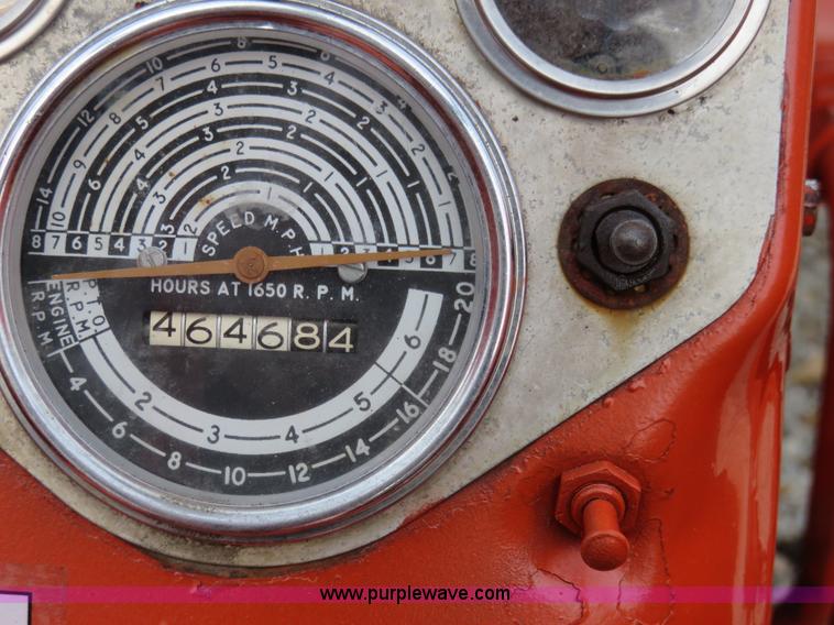 image for item I2292 1966 Allis Chalmers D17 Series 4 tractor