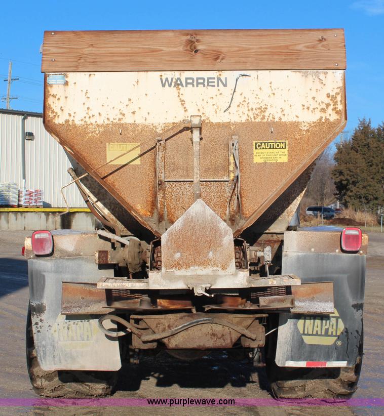 image for item I2388 1996 Mack CH613 spreader truck