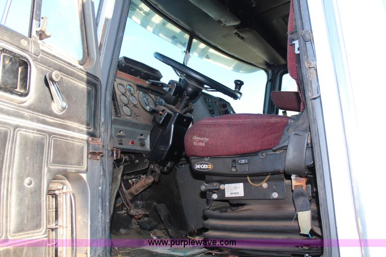 image for item I2388 1996 Mack CH613 spreader truck