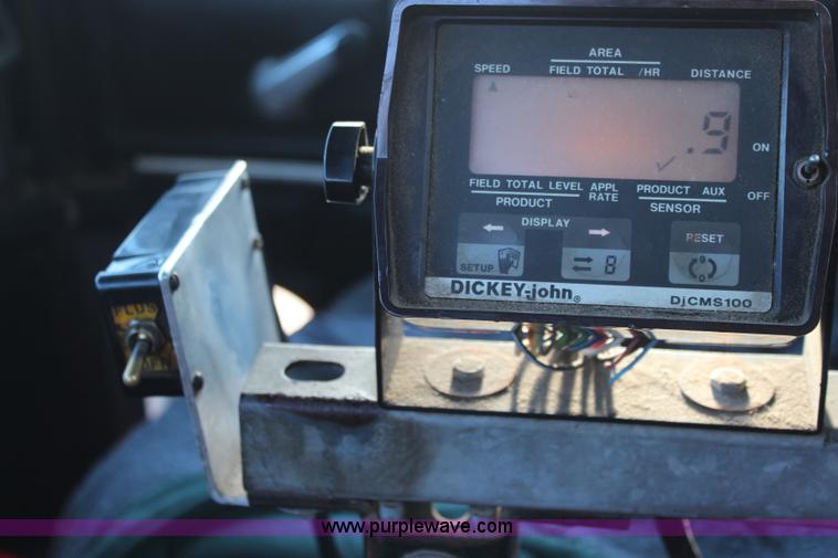 image for item I2388 1996 Mack CH613 spreader truck