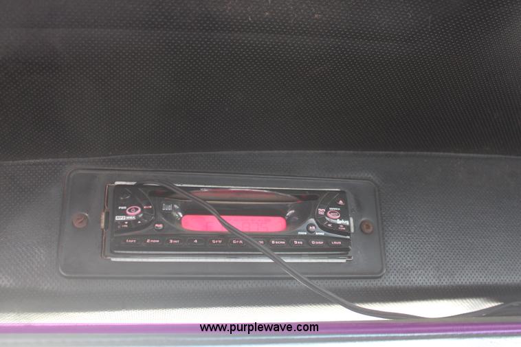 image for item I2388 1996 Mack CH613 spreader truck