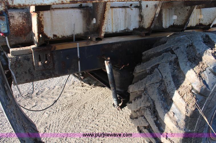 image for item I2388 1996 Mack CH613 spreader truck