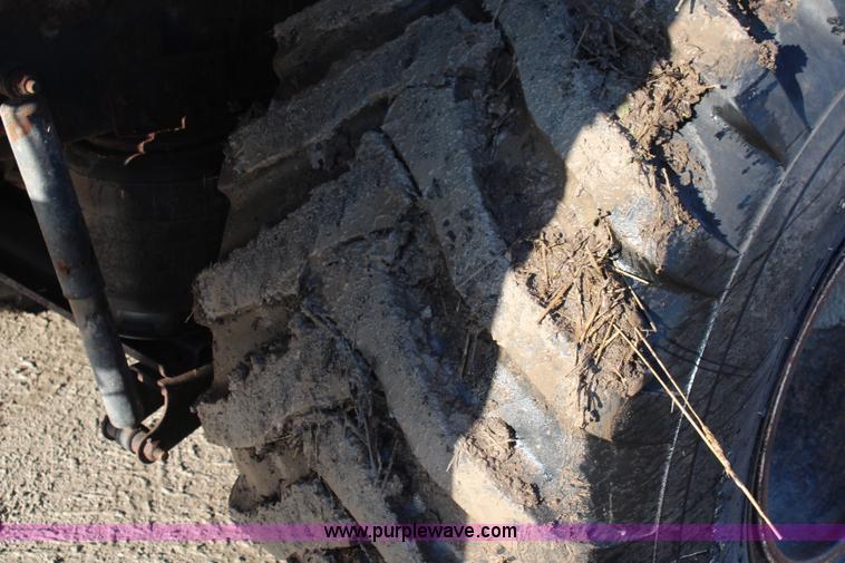 image for item I2388 1996 Mack CH613 spreader truck