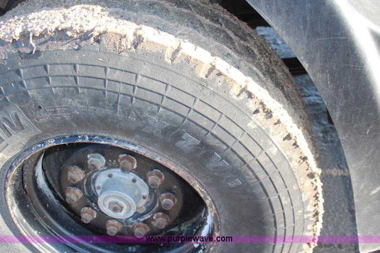 image for item I2388 1996 Mack CH613 spreader truck