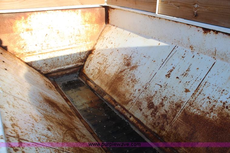 image for item I2388 1996 Mack CH613 spreader truck