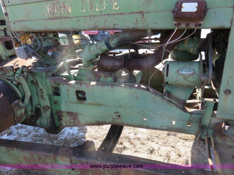 image for item I2438 1947 John Deere A tractor