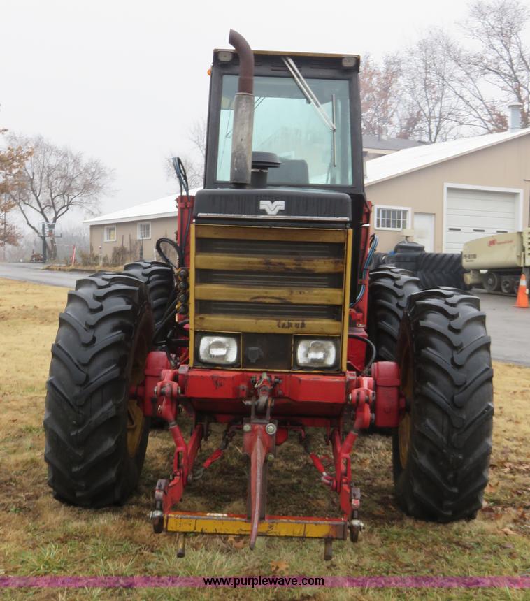 image for item I2455 1985 Versatile 276 bi-directional 4WD tractor