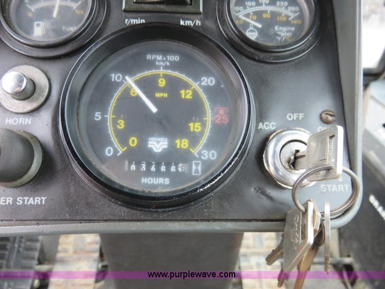 image for item I2455 1985 Versatile 276 bi-directional 4WD tractor