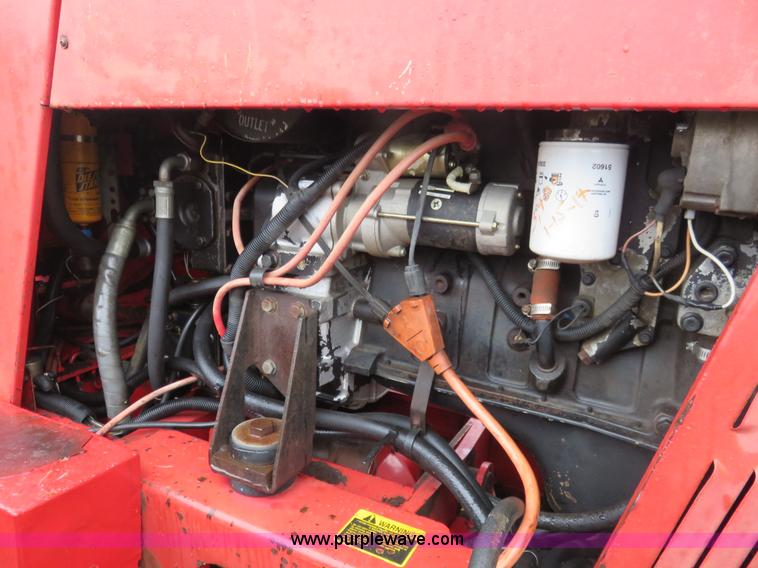 image for item I2455 1985 Versatile 276 bi-directional 4WD tractor