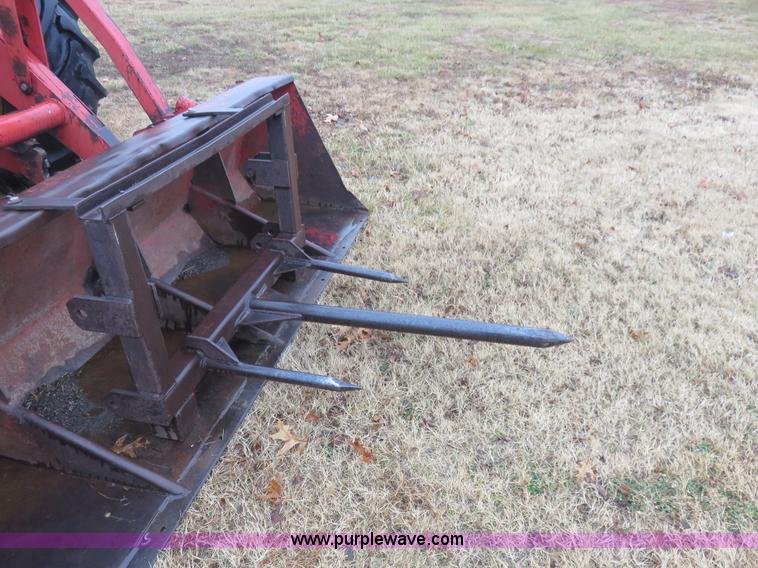 image for item I2455 1985 Versatile 276 bi-directional 4WD tractor