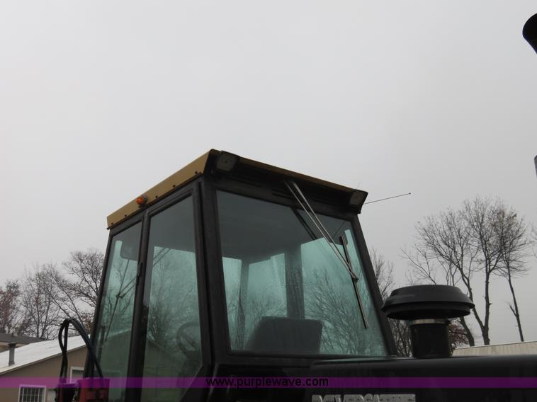 image for item I2455 1985 Versatile 276 bi-directional 4WD tractor