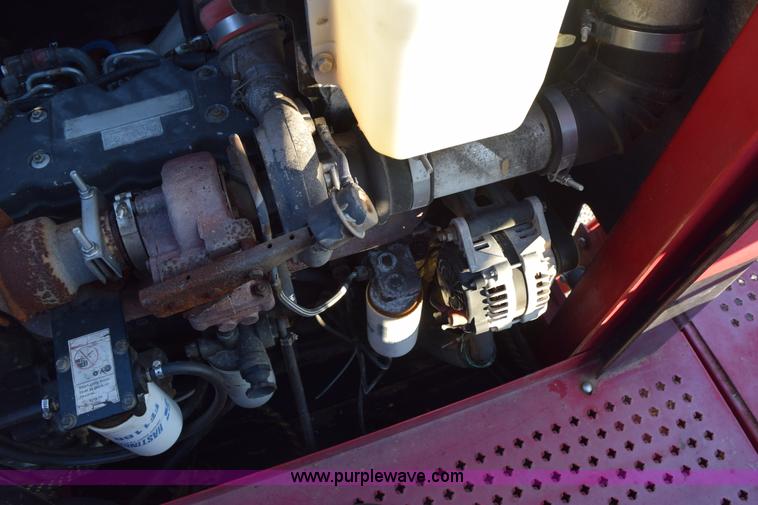 image for item I8538 2008 Miller Nitro 4240 self-propelled sprayer