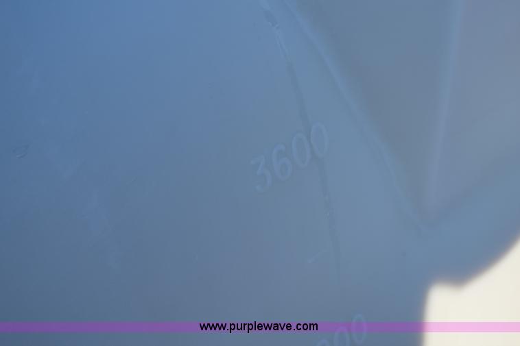 image for item I8538 2008 Miller Nitro 4240 self-propelled sprayer