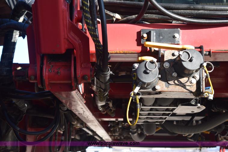 image for item I8538 2008 Miller Nitro 4240 self-propelled sprayer