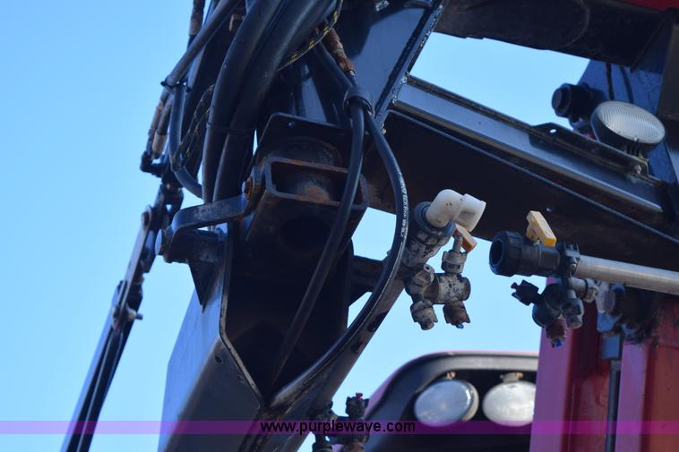 image for item I8538 2008 Miller Nitro 4240 self-propelled sprayer