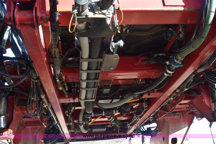 image for item I8538 2008 Miller Nitro 4240 self-propelled sprayer