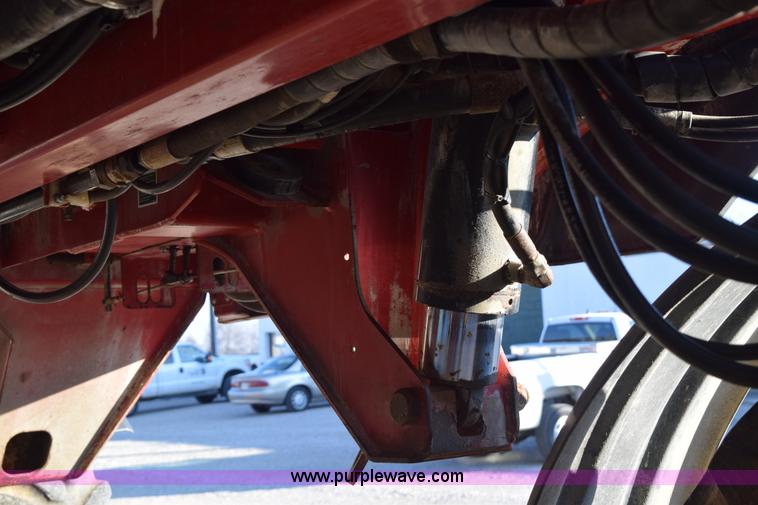 image for item I8538 2008 Miller Nitro 4240 self-propelled sprayer