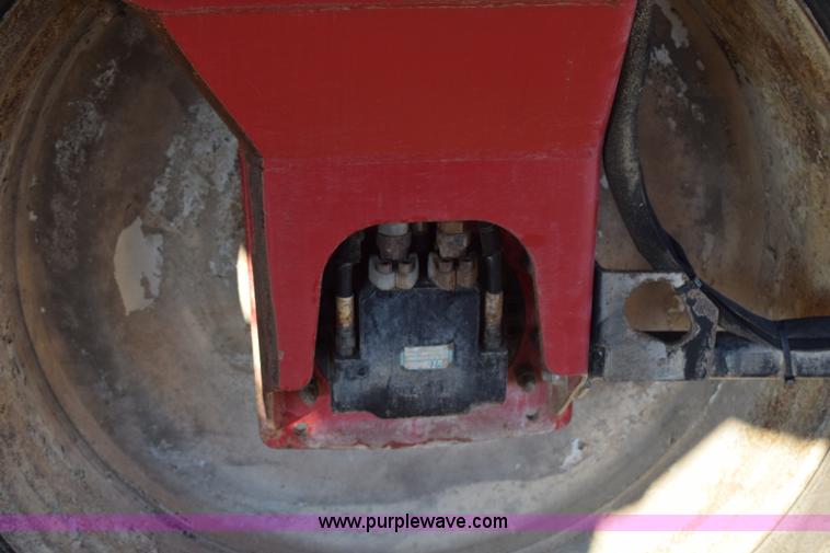 image for item I8538 2008 Miller Nitro 4240 self-propelled sprayer