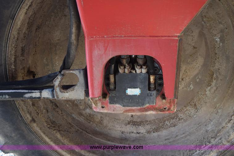 image for item I8538 2008 Miller Nitro 4240 self-propelled sprayer