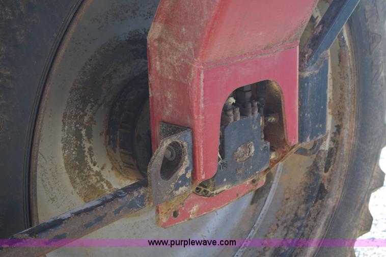 image for item I8538 2008 Miller Nitro 4240 self-propelled sprayer