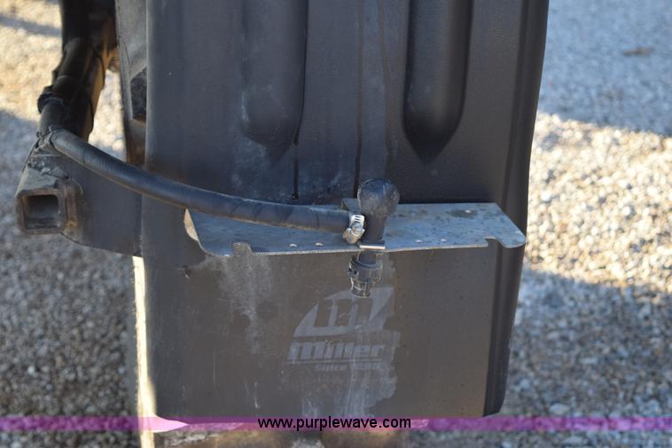 image for item I8538 2008 Miller Nitro 4240 self-propelled sprayer