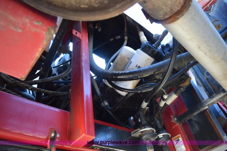 image for item I8538 2008 Miller Nitro 4240 self-propelled sprayer